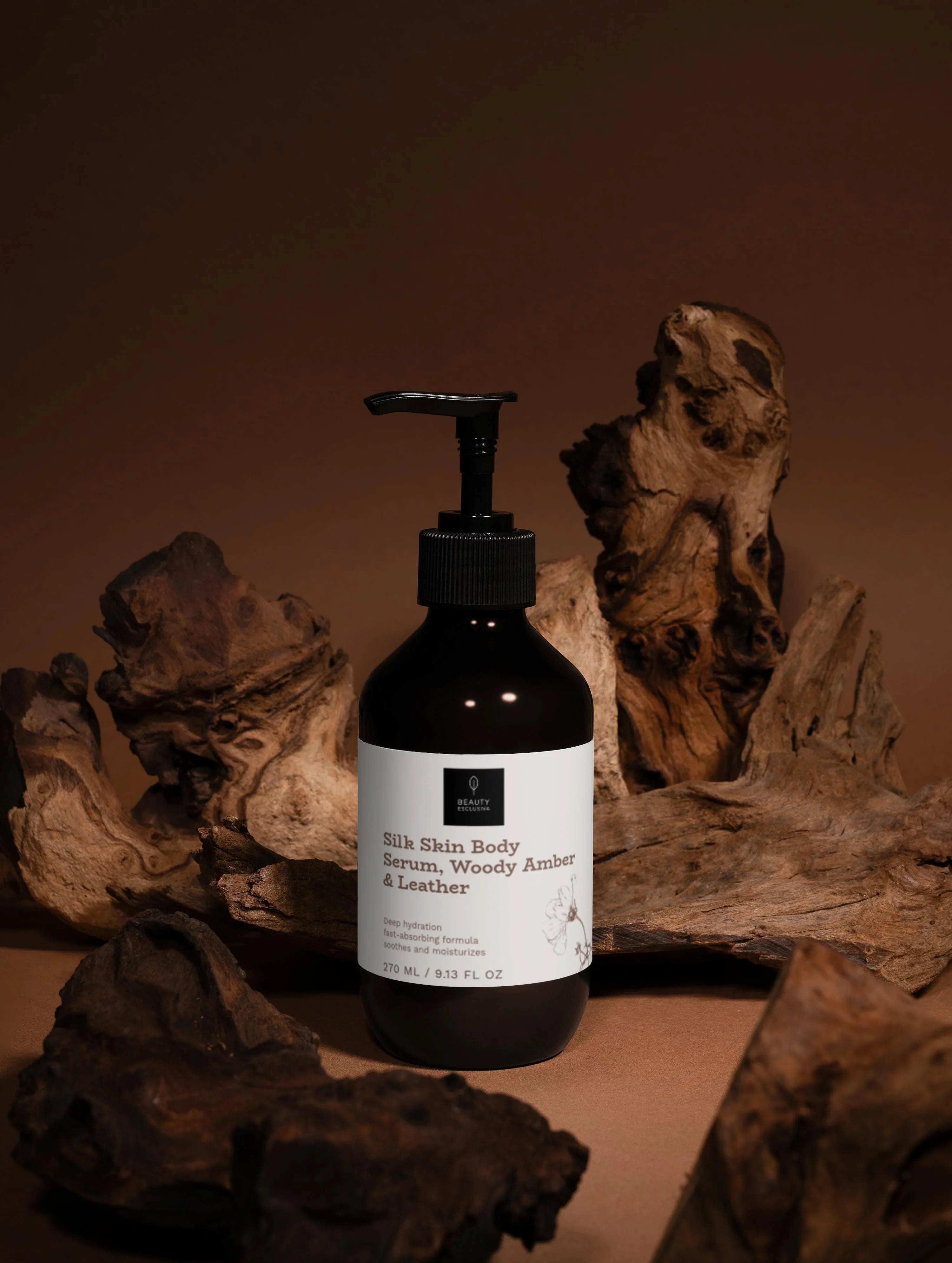Silk Skin Body Serum, holziges Amber & Leder | 270 ml